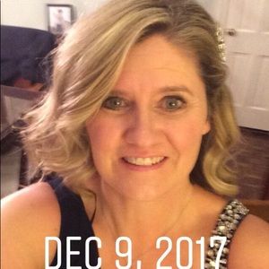 Meet your Posher, Carey